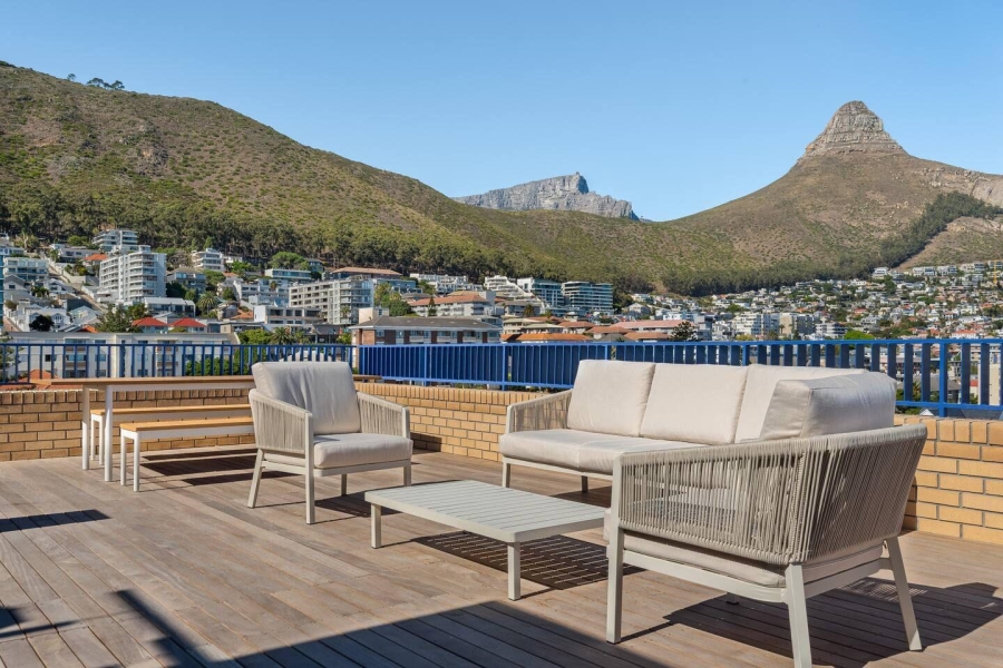1 Bedroom Property for Sale in Sea Point Western Cape